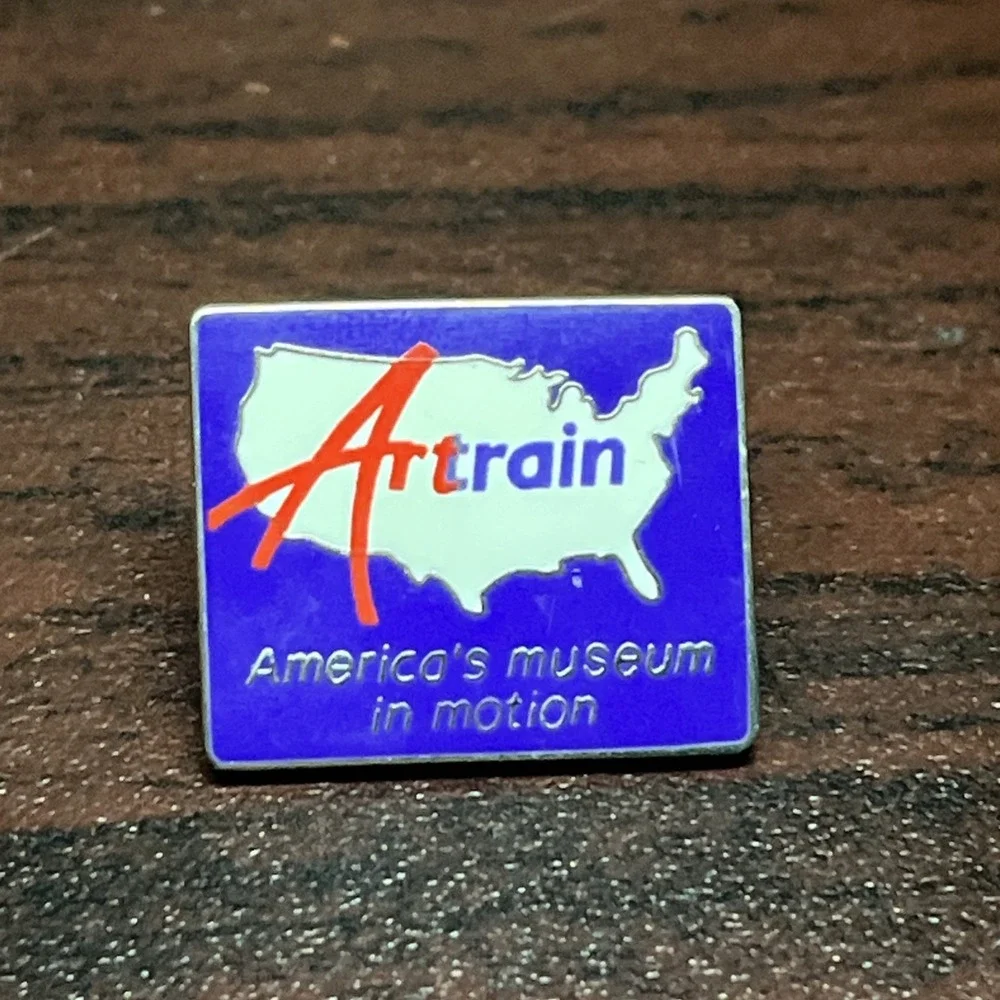 Artrain America's Museum In Motion Art Train Lapel Hat Pin‎